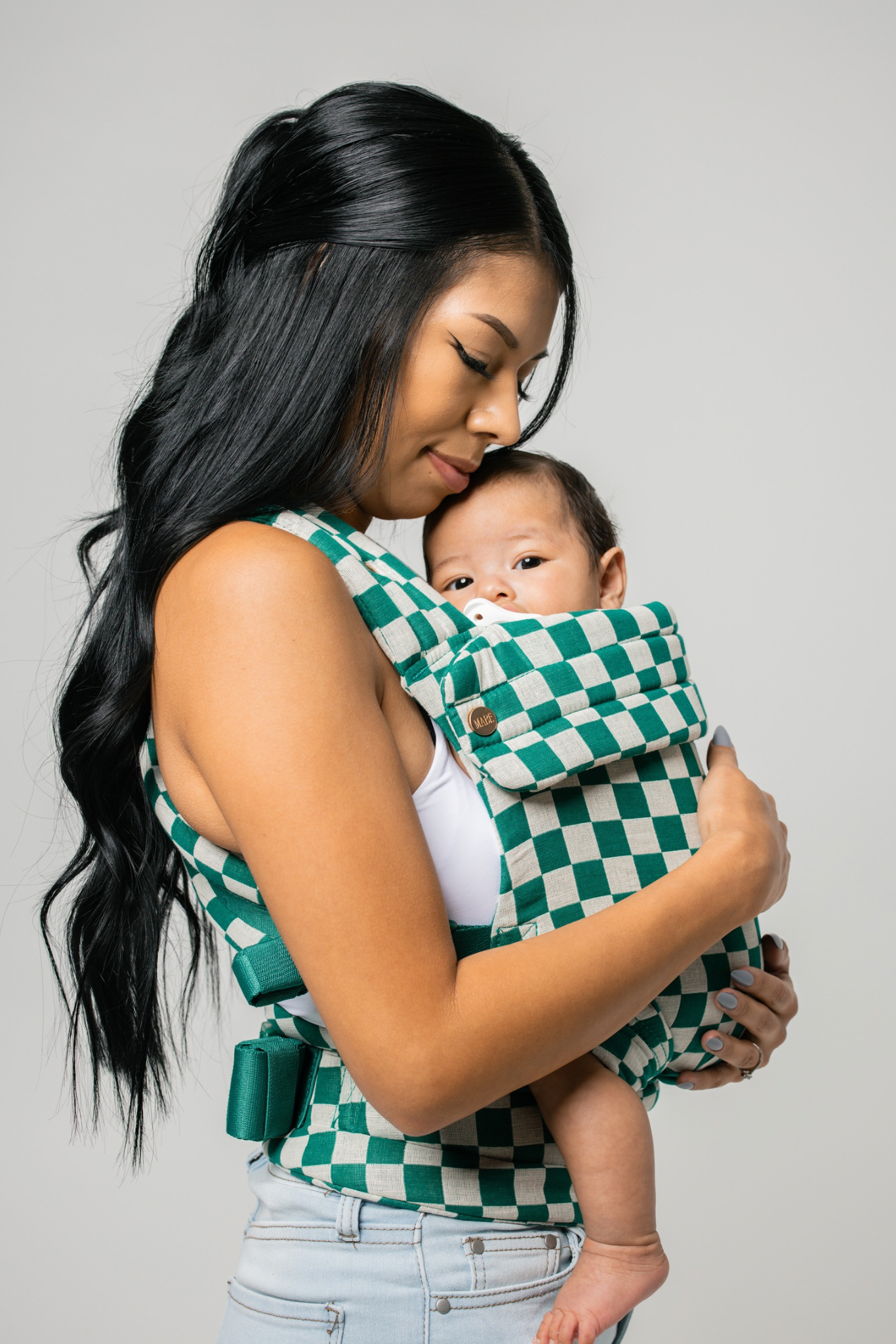 Mabē Baby Carriers - Wholesale Baby Carrier - The Monarch Carrier - Evergreen Check2