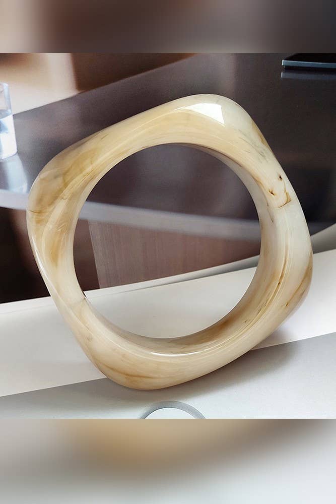 UNISHE – Pulseira por atacado – Pulseira Acrílica Mármore Âmbar ZK17572