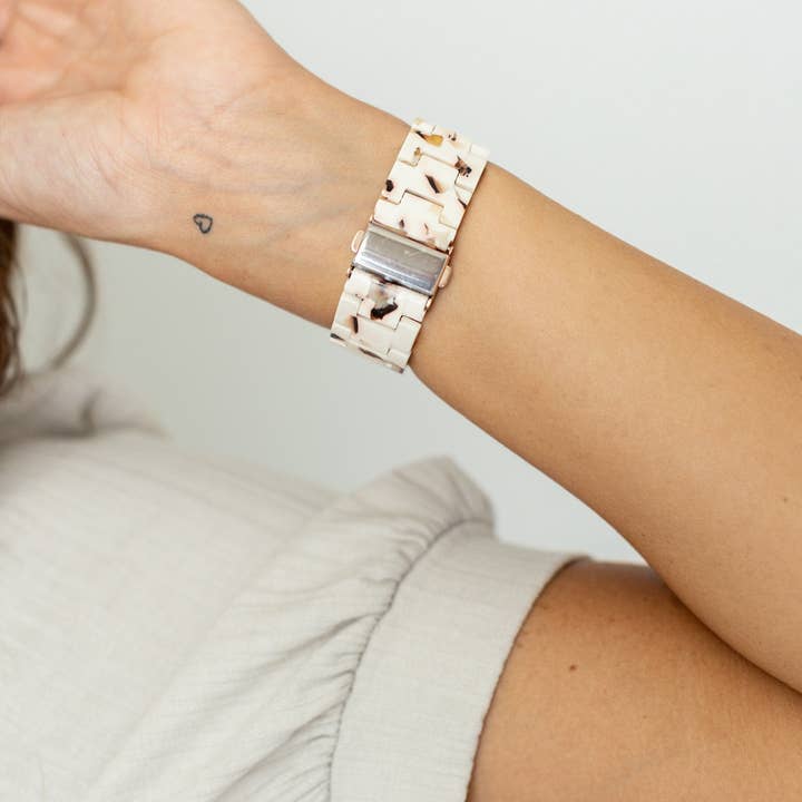 StrawberryAvocados - Vente Bracelet de montre – femme - Bracelet de montre Amy en acrylique Caramel Frap pour Apple6