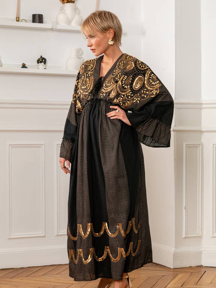 Sort Lang kjole inspireret af kaftan, detaljer med pailletter og perler for engroshandel på Faire