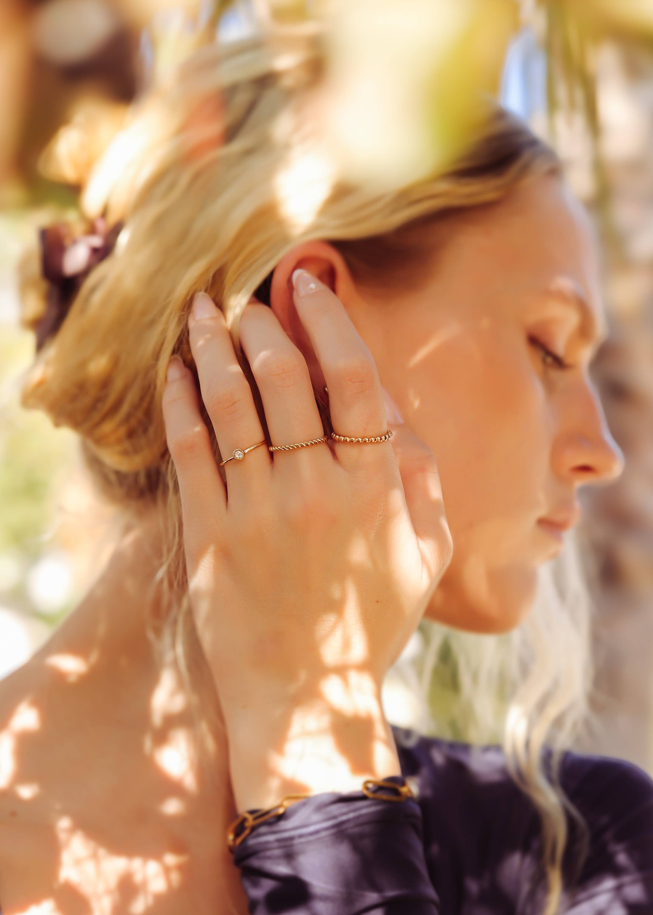 WJW - Vente Solitaire - Bague empilable pierre de naissance 18K or PVD (Midi/Taille 3)5