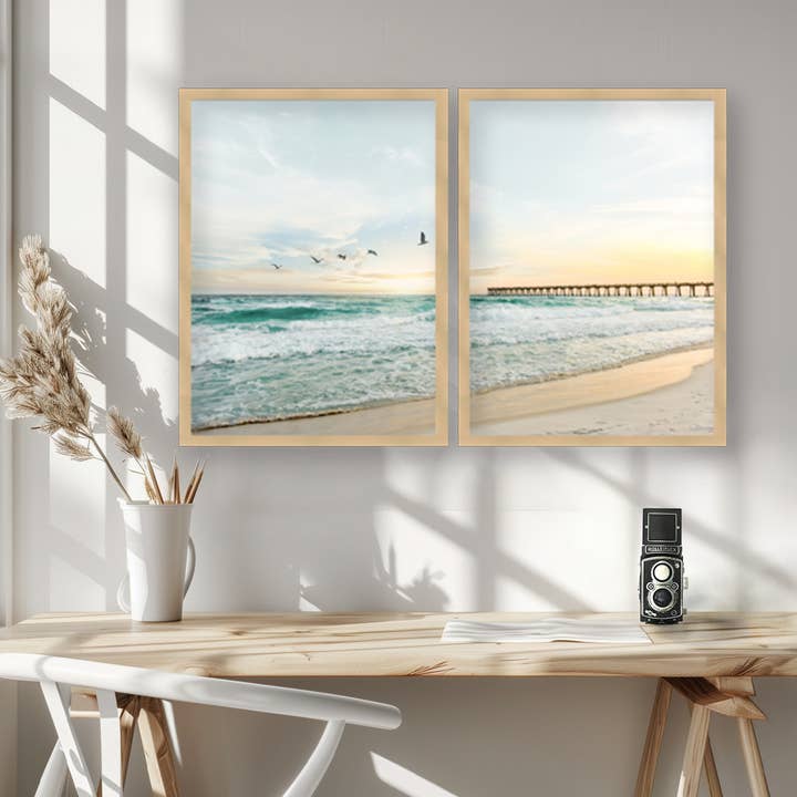 Ready2hangart, Inc. - Vendita all'ingrosso Set di decorazioni da parete - Set di due quadri da parete strutturati con cornice «Birds a Jetty»