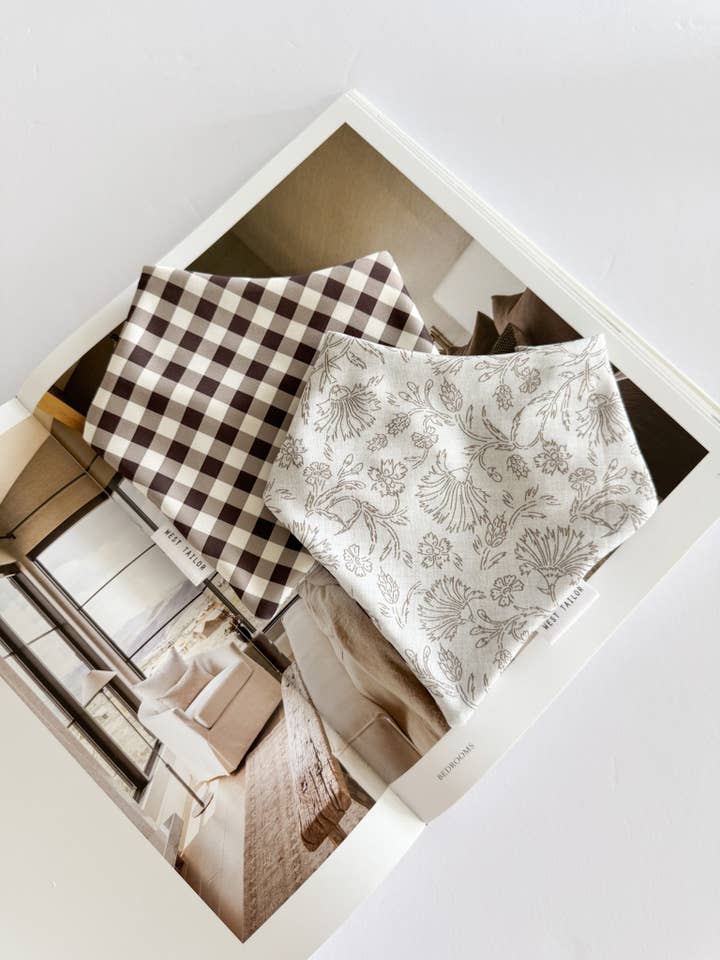 Bandana réversible Ophelia pour la vente par West Tailor