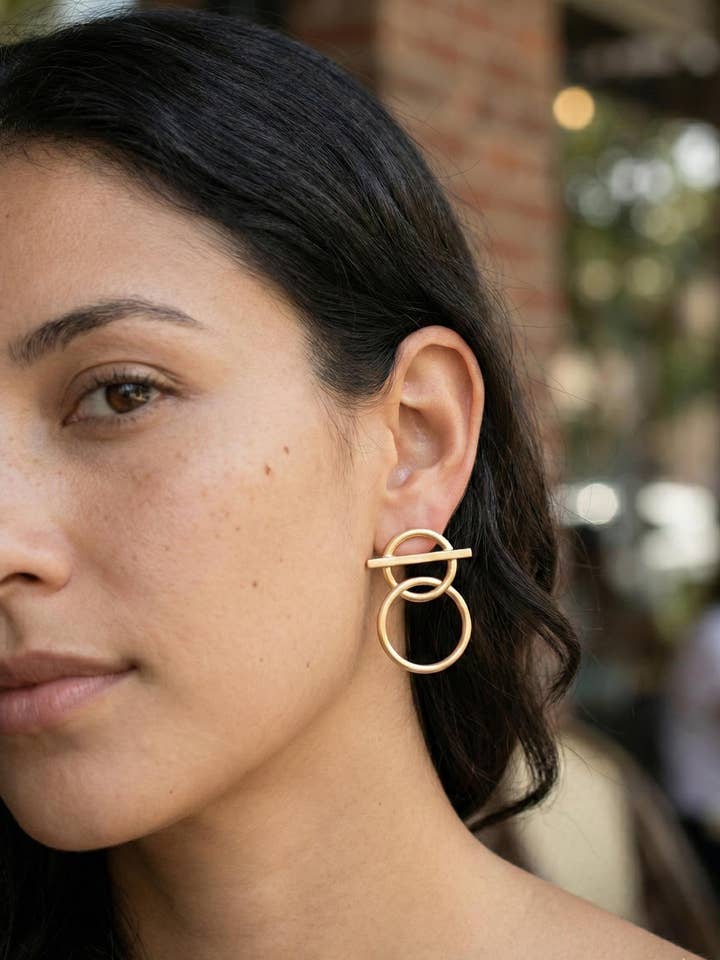 Design de pendentes de dois círculos folheados a ouro - Simetria Moderna por atacado de noca Jewelry