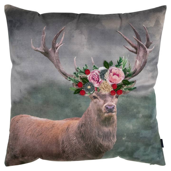 coussin fait main fleury cerf 45x45cm pour la vente par Mars & More - Brand of B Living