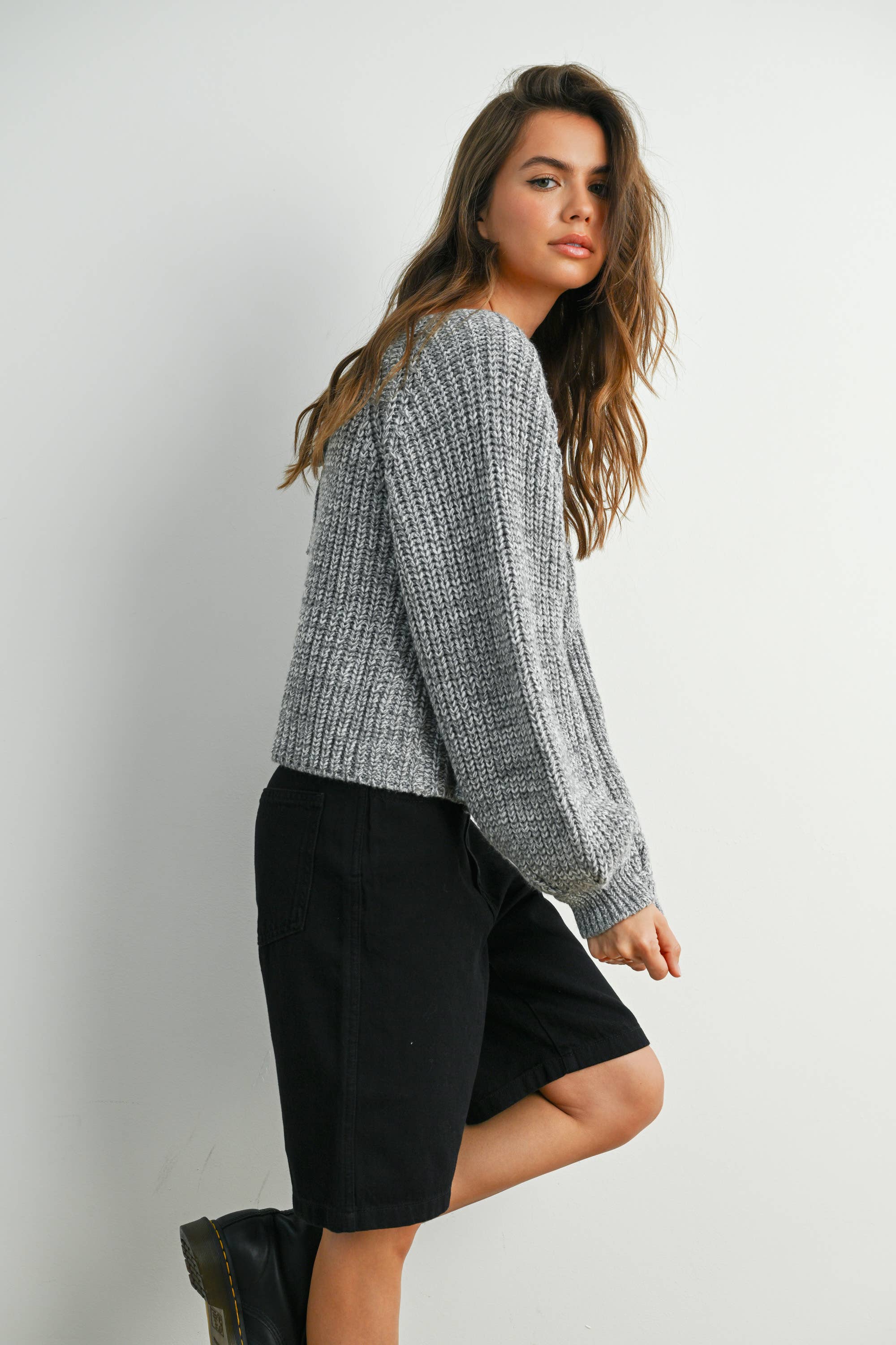 BUTTERMELON - Wholesale Knit Sweater - Women's - Tie-Back V-Neck Drop Shoulder Long Sleeve Top - BMW781025