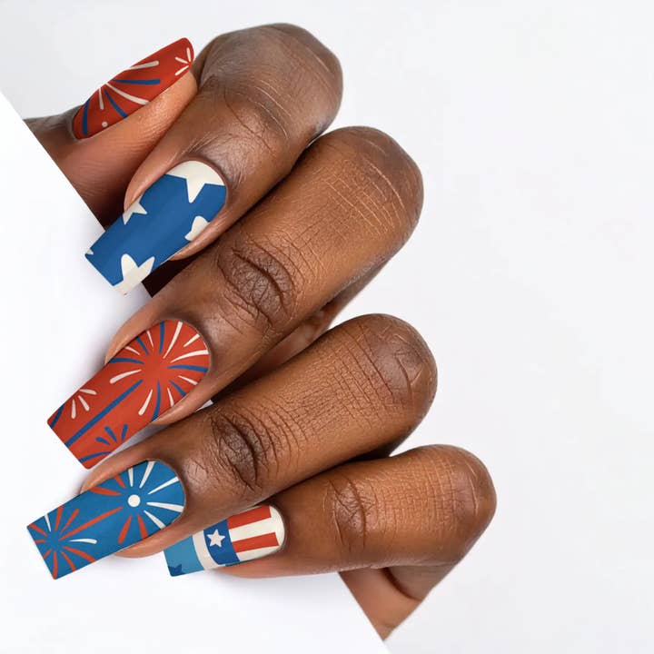 FYNE BODY - Wholesale Press-on/fake nails - Glitter Beam 4th of July Press-On Nails41