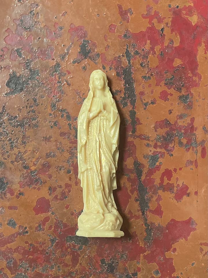 Madonna (Jungfru Maria) i vaxfärg Papyrus pärlguld för wholesale av GREENRANN