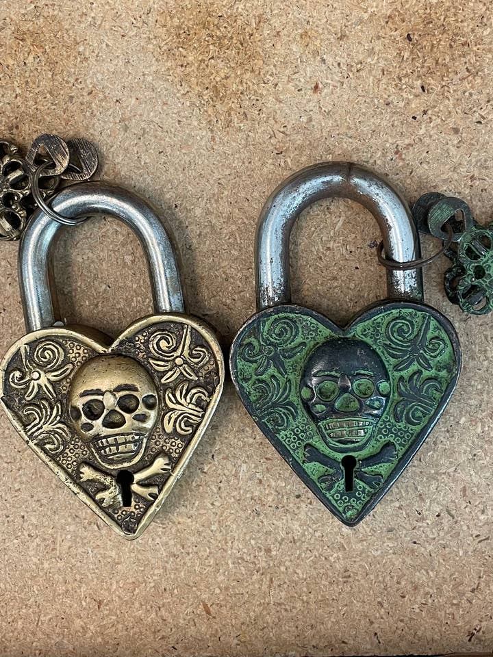 Skulderhjerte hængelåse sikrer genstande hjemmekontor port eller gave for engroshandel hos Like International