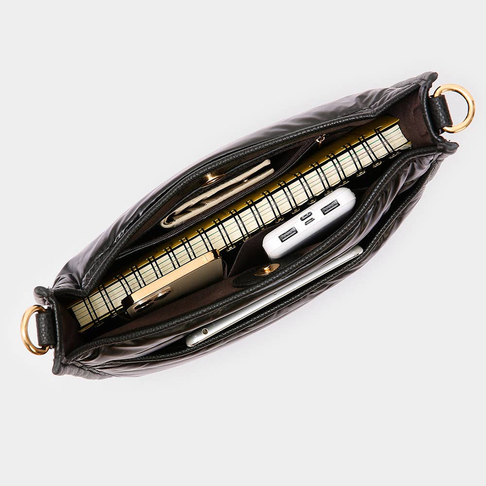 Sensibling Corp. – Großhandel Umhängetasche - Damen – Solide, gesteppte, glänzende Mini-Umhängetasche2