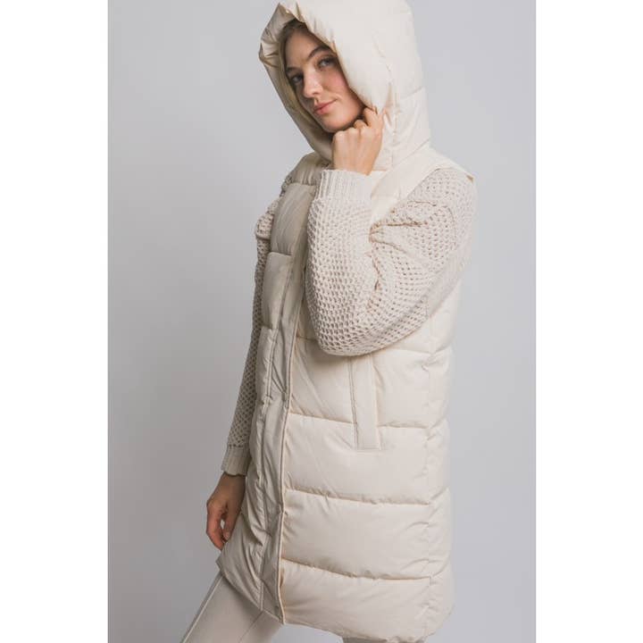 Paperdoll – wholesale Väst - Dam – Lång vadderad väst med huva10