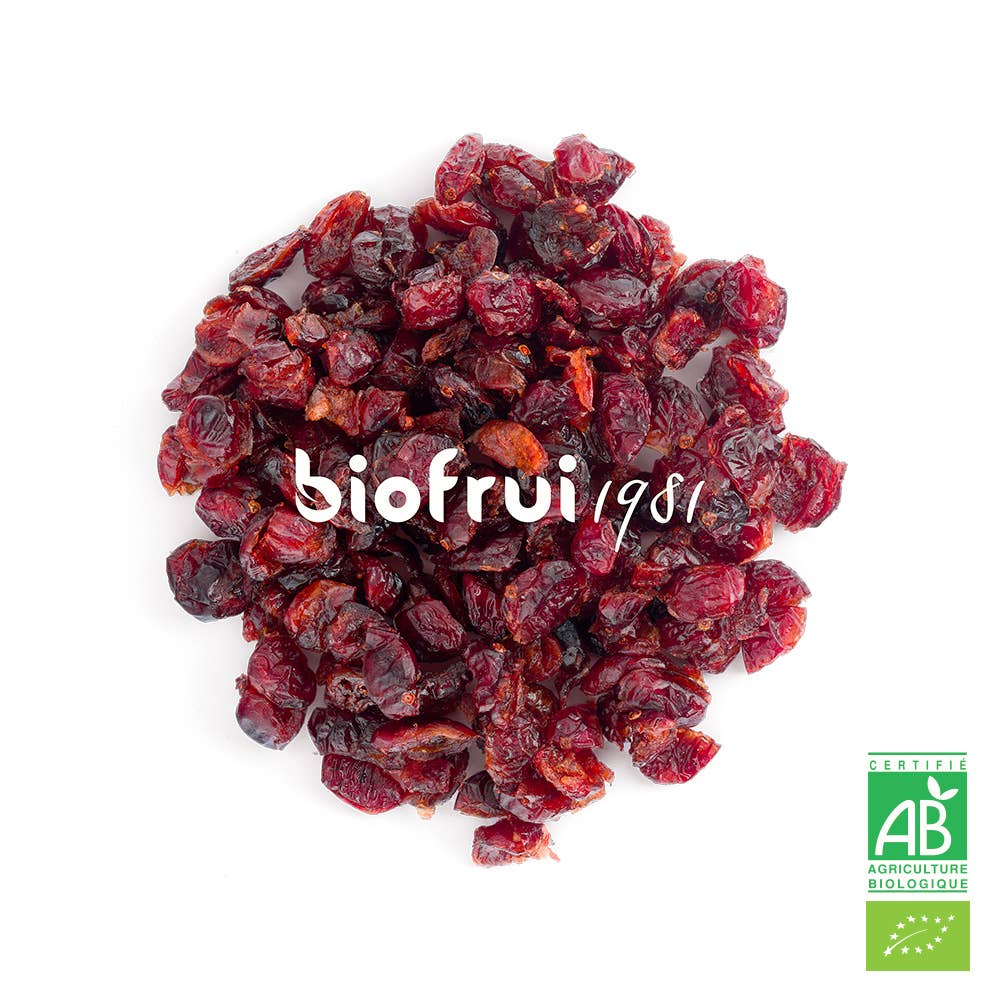 BIOFRUI1981 / Ex-Biofruisec - Wholesale Dried/Dehydrated Fruit - Organic Dried Cranberry Halves from Canada | Bulk Carton 11.34kg