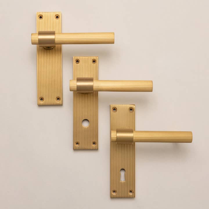 Satin Brass Straight Knurled Lever Handles - Solid Brass for wholesale by Brass bee