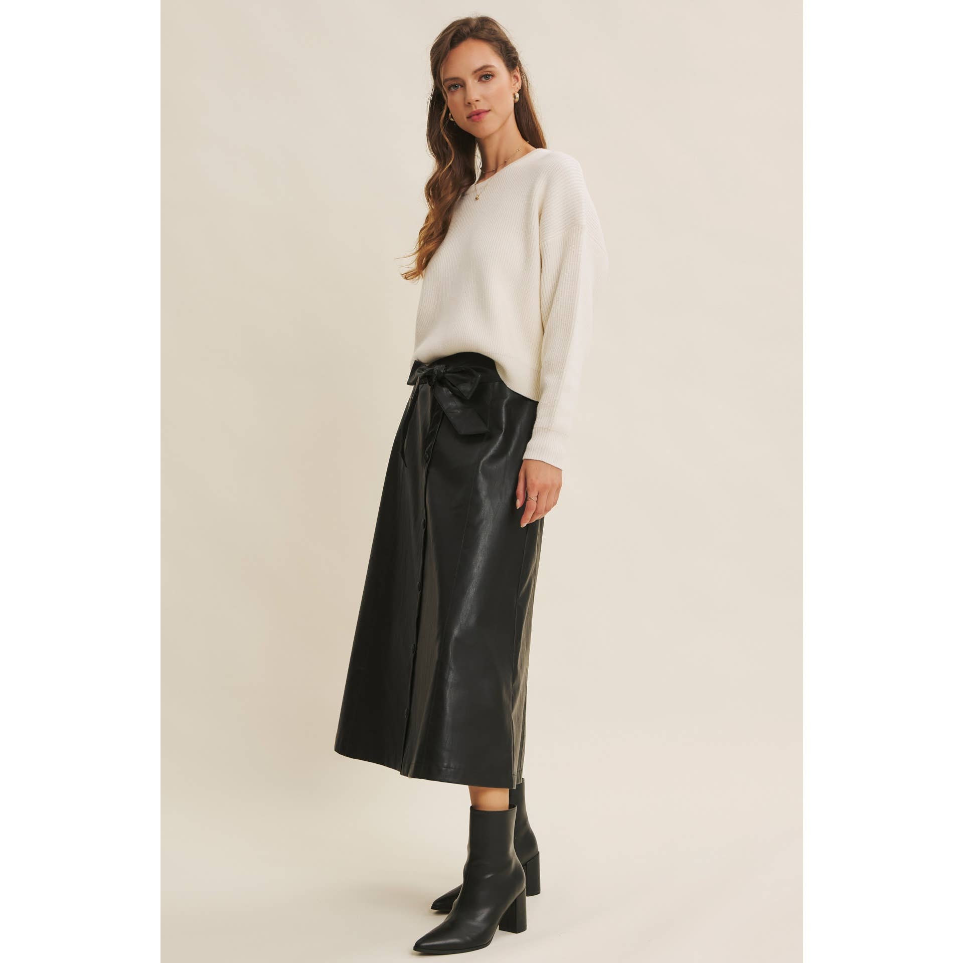 in february - Wholesale Skirt - Women's - SOPHISTICATED VEGAN FAUX LEATHER BELTED MIDI SKIRT27