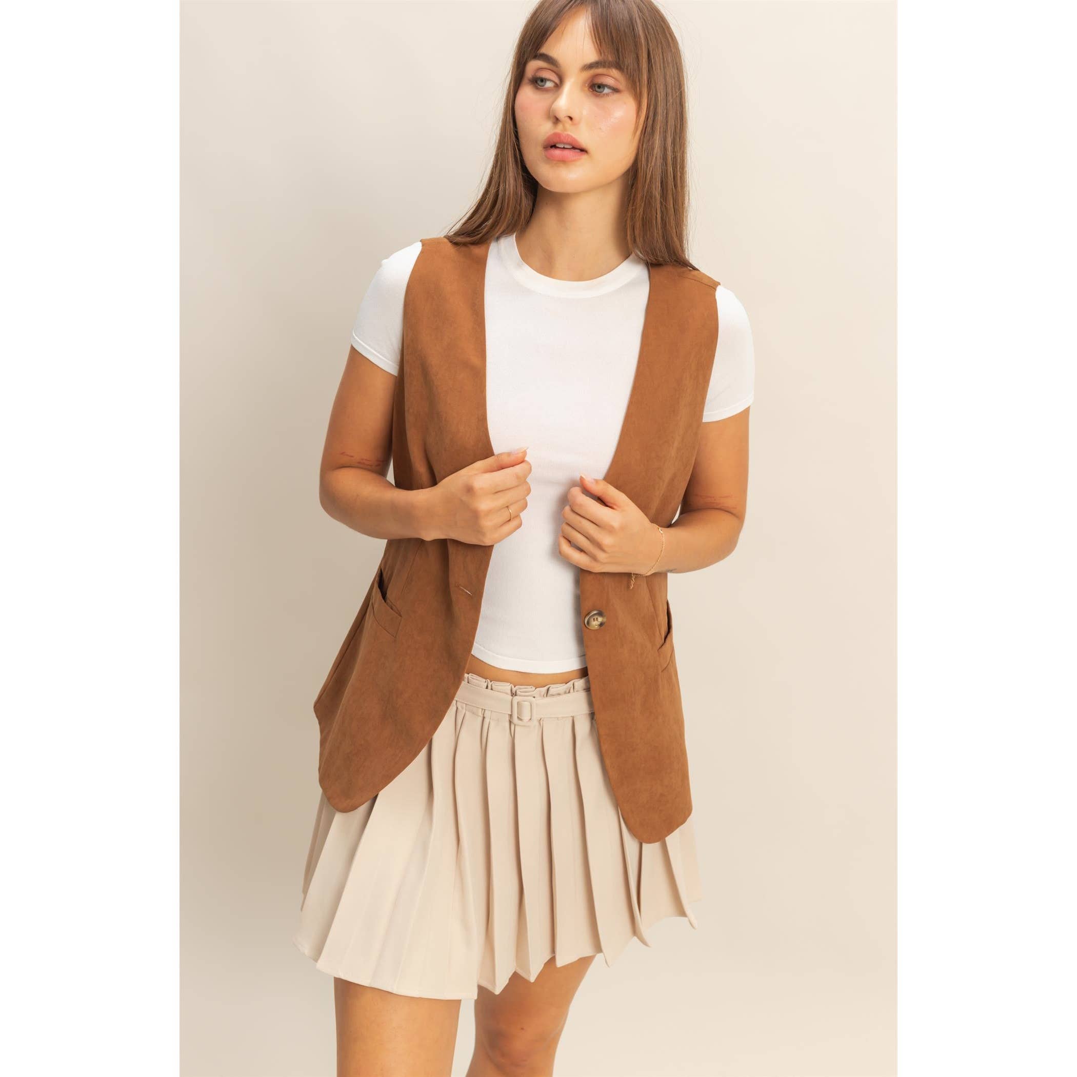 HYFVE - Vente Veste sans manches – femme - Gilet ajusté sans manches à col en V avec boutons12