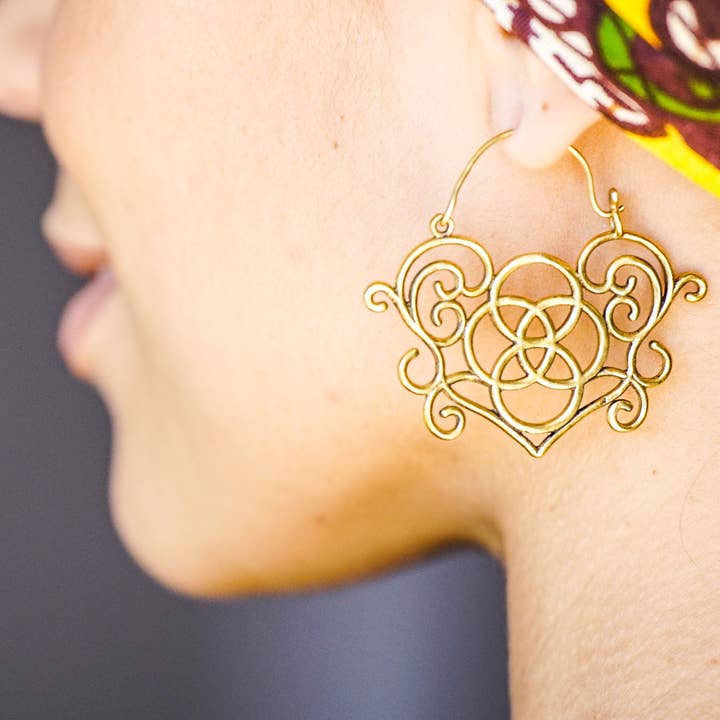 Keltische gouden oorbellen voor wholesale door Gypsy Winds Bcn