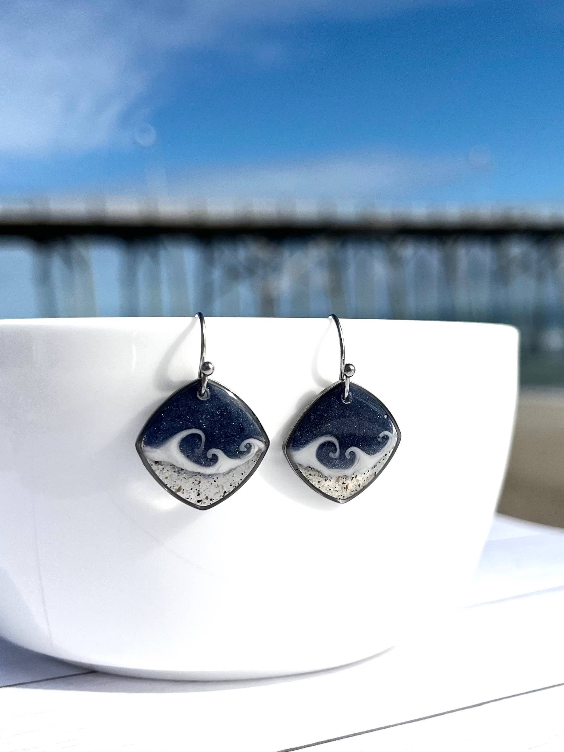 Sandy Beaches Shop – wholesale Dangle earrings – Custom Sand Dangle | Square | Hand Painted Wave | Silver5