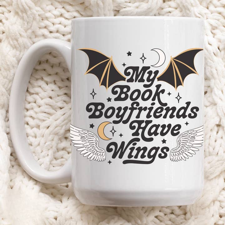 Meine Buchfreunde haben Flügel Buchige Keramiktasse für den Großhandel von Nearly June Design Co