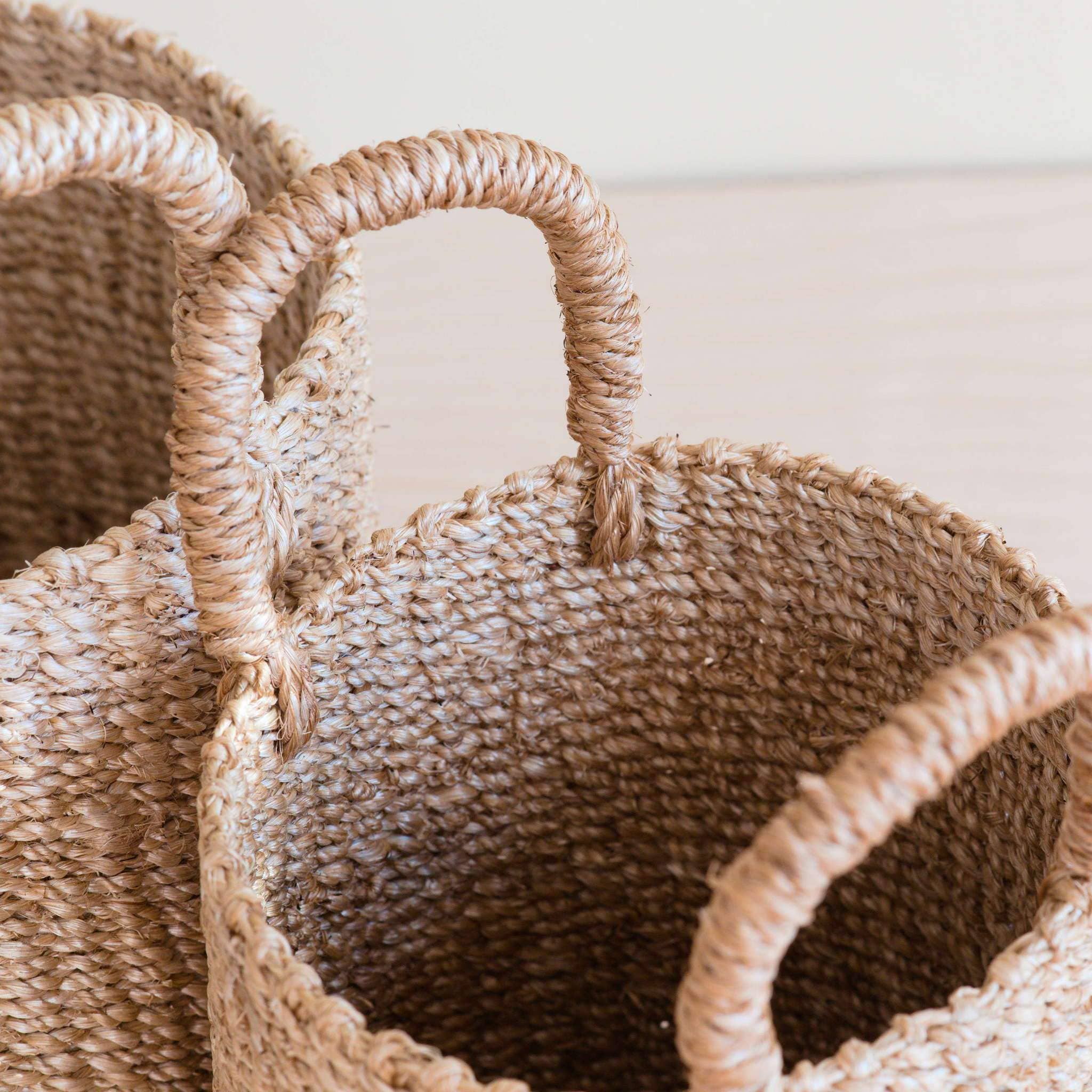 LIKHÂ - Wholesale Basket - Natural Tabletop Mini Basket with Handle Set of 2 - Weave Baskets | LIKHÂ1