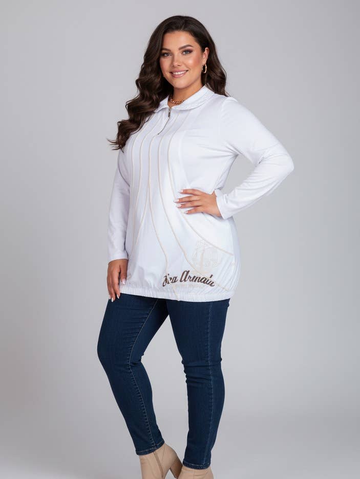 Vit tunika i plusstorlek med ribbor och tryck (A560) för wholesale av Pomme Rouge Paris