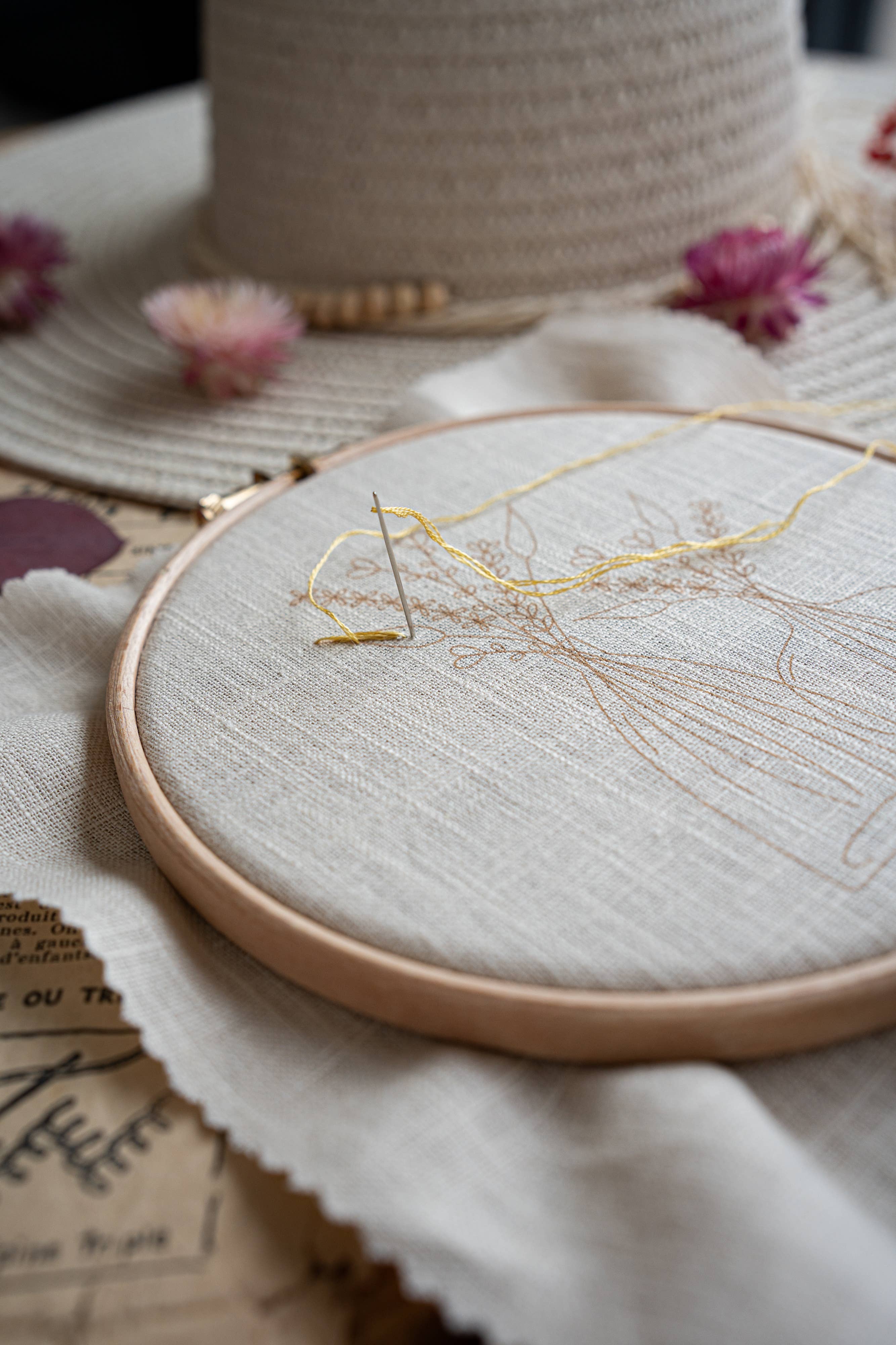 Maison Camomille – Material para bordar/ponto de cruz por atacado – Kit de Bordado para Iniciantes « The Demijohns »3