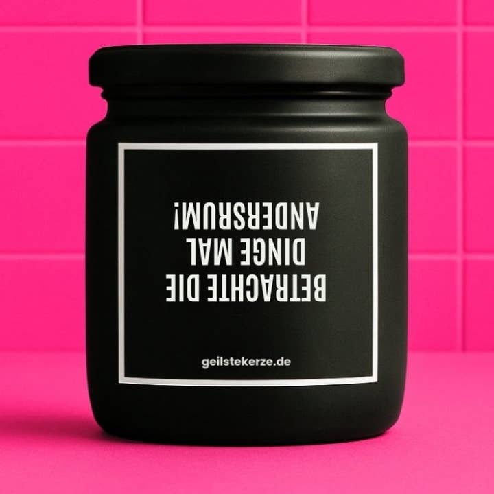 Vela orgânica vegana com citação – OLHA AS COISAS DE OUTRA MANEIRA! por atacado de geilstekerze