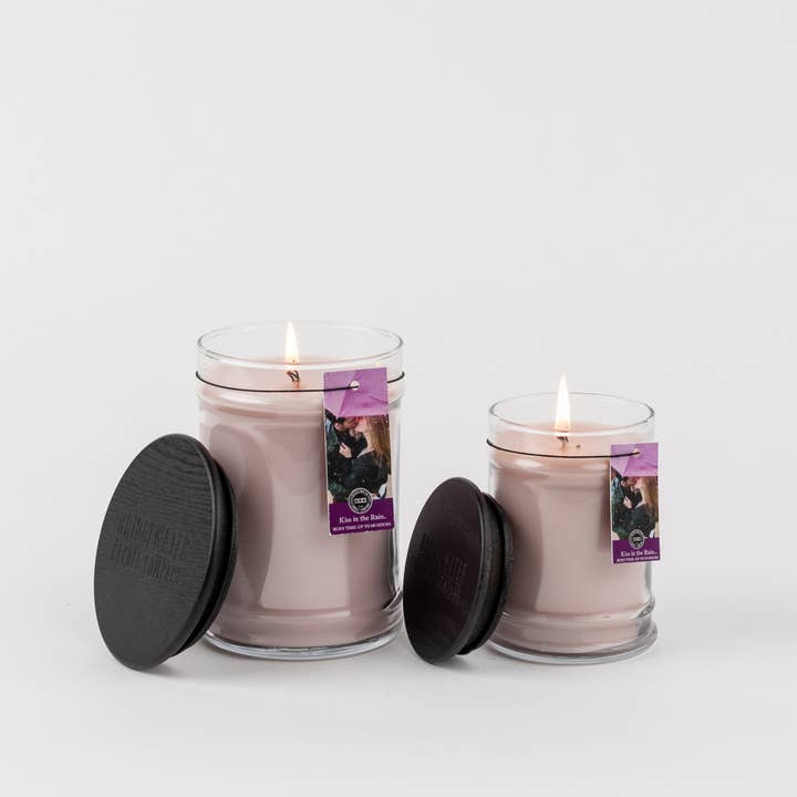 Bridgewater Candle Company - Wholesale Jar/Filled Candle - Kiss in the Rain 18oz Large Jar Candle5