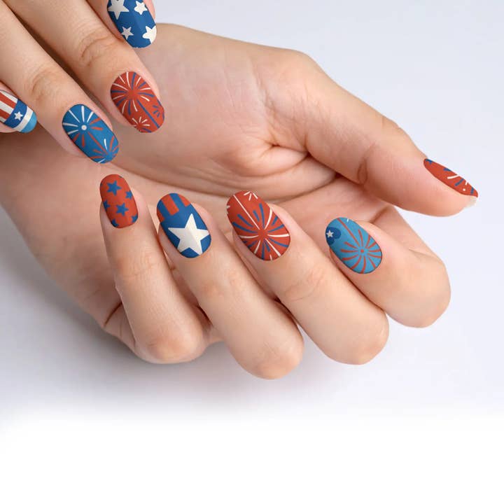 FYNE BODY - Wholesale Press-on/fake nails - Glitter Beam 4th of July Press-On Nails63