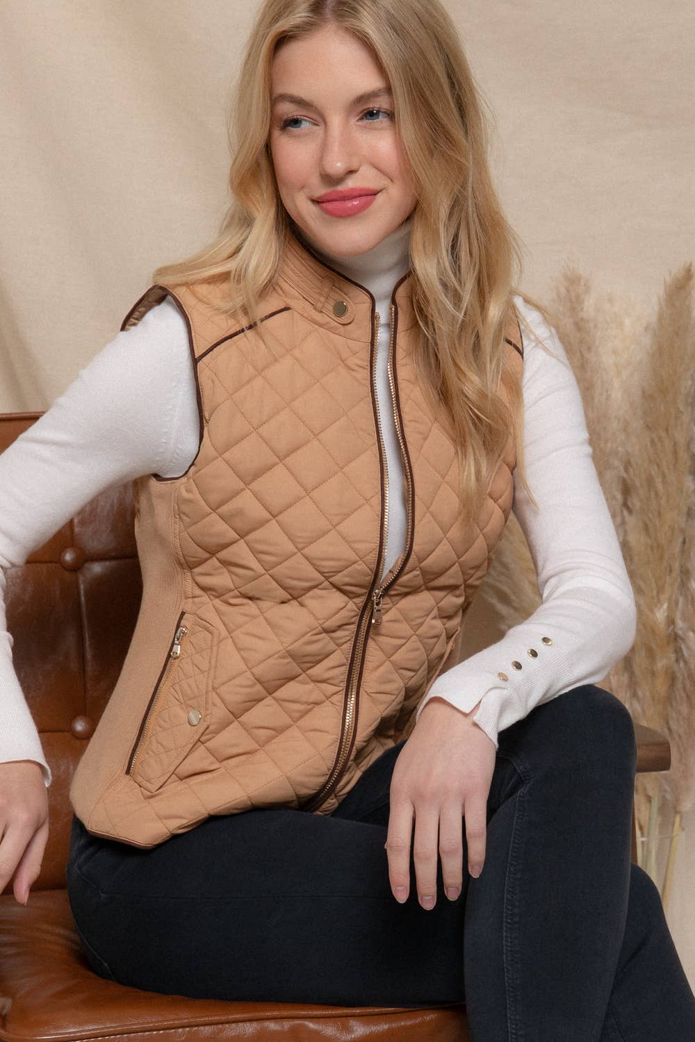 Active Basic | Active USA - Wholesale Outerwear Vest - Women's - Suede Piping Detail Rib Quilted Padding Vest24