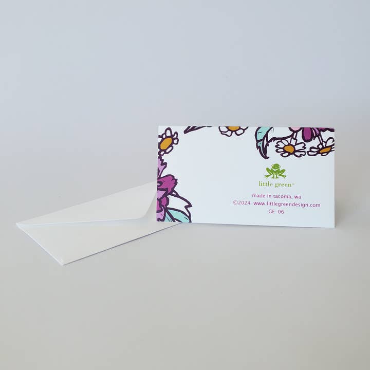 Little Green - Wholesale Cadeaulabel - Paarse botanische minicontiekaart van Camellia, cadeaulabel met bloemen2