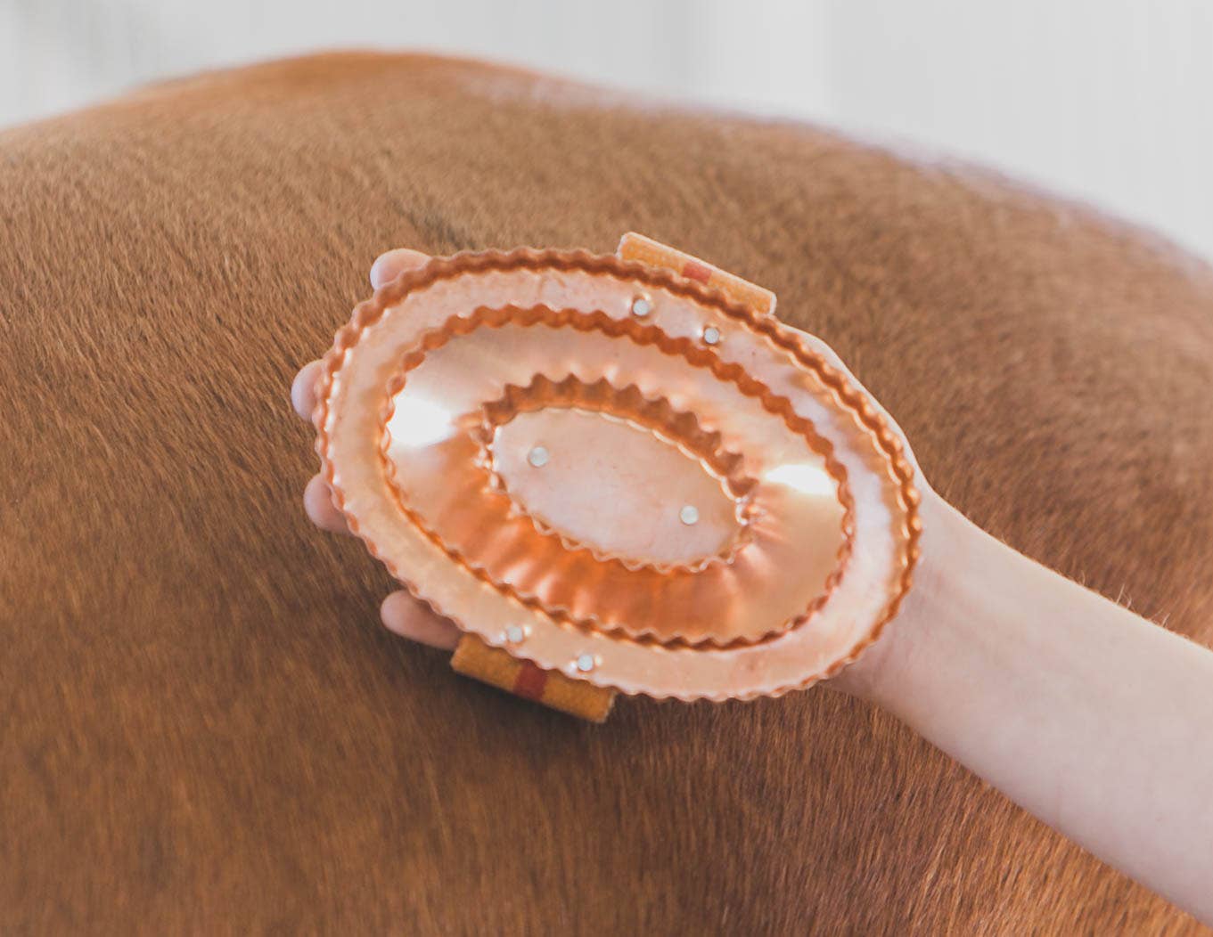 Kawell USA - Wholesale Horse Conditioner/Grooming Aid - Kawell Copper Curry Horse Brush7