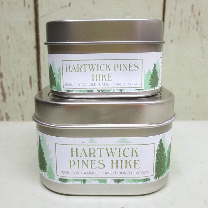 Green Daffodil Bath & Body - Wholesale Travel Candles - Hartwick Pines Hike Soy Candle in Small Tin - Michigan