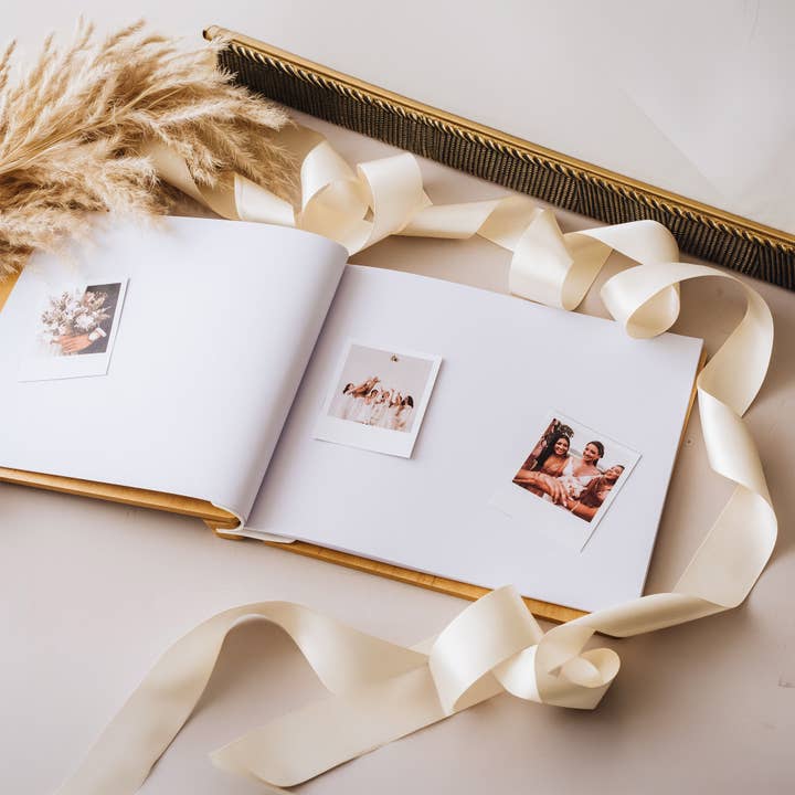 Livre d'or en érable pour mariage 8,5" x 11" pour la vente par Avadir and Co