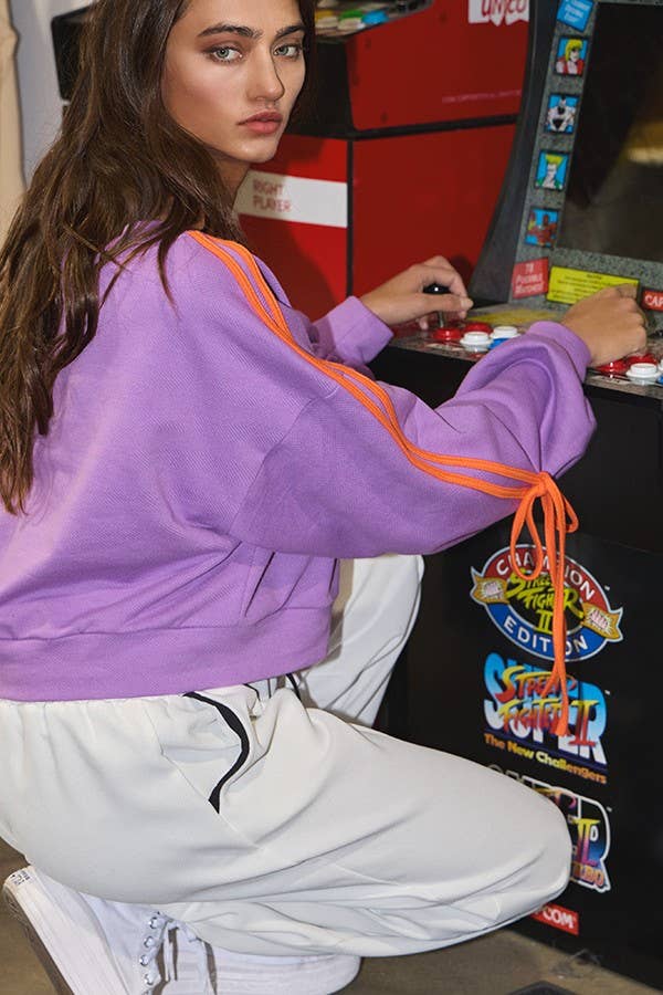 BUCKETLIST INC - Wholesale Sweatshirt - Women's - T2522 Contrast Tie Sleeves Detail Terry Sweatshirt22