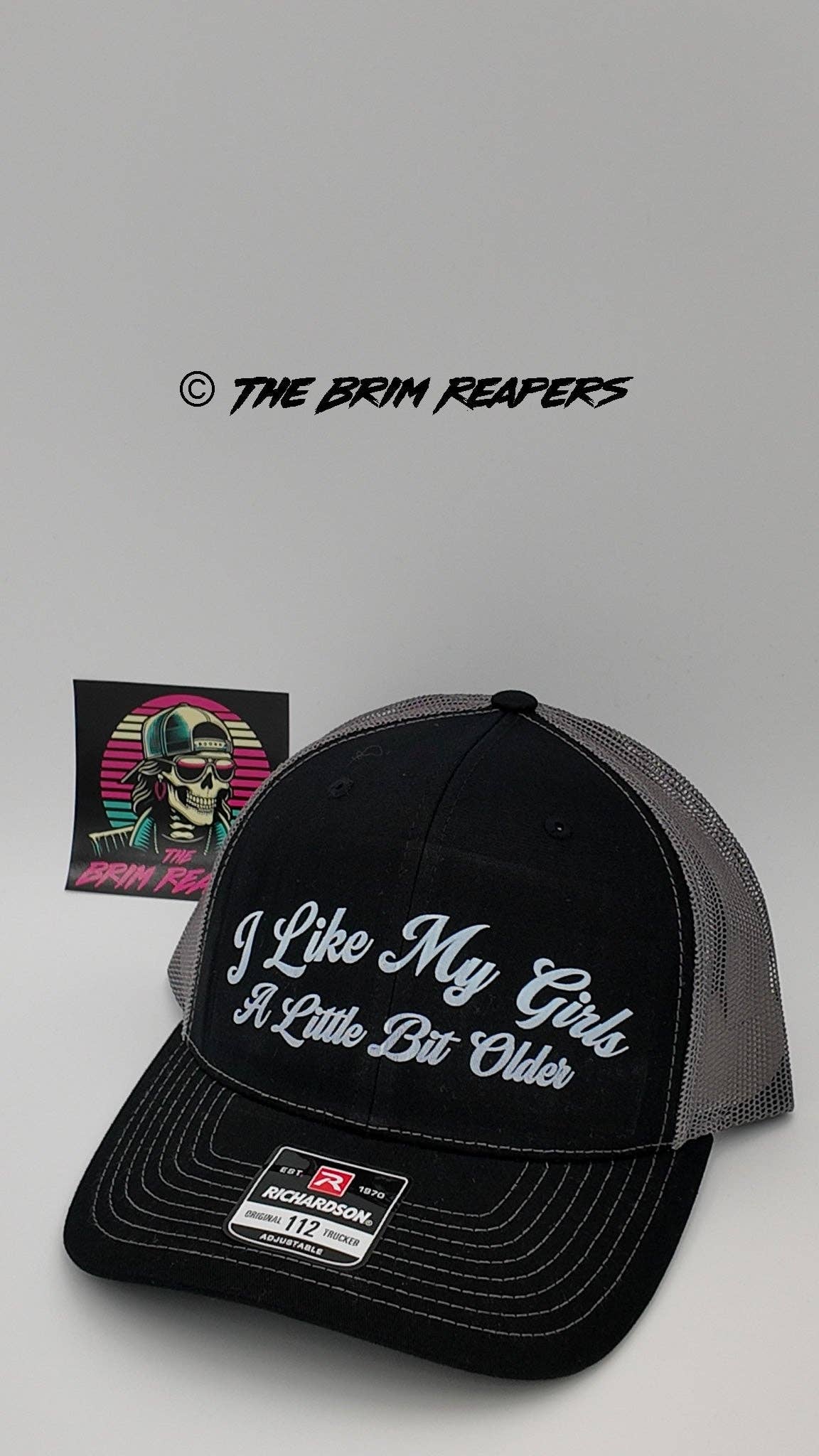 The Brim Reapers – Engroshandel Trucker hat - Herre – Jeg kan godt lide mine piger en smule ældre hat7