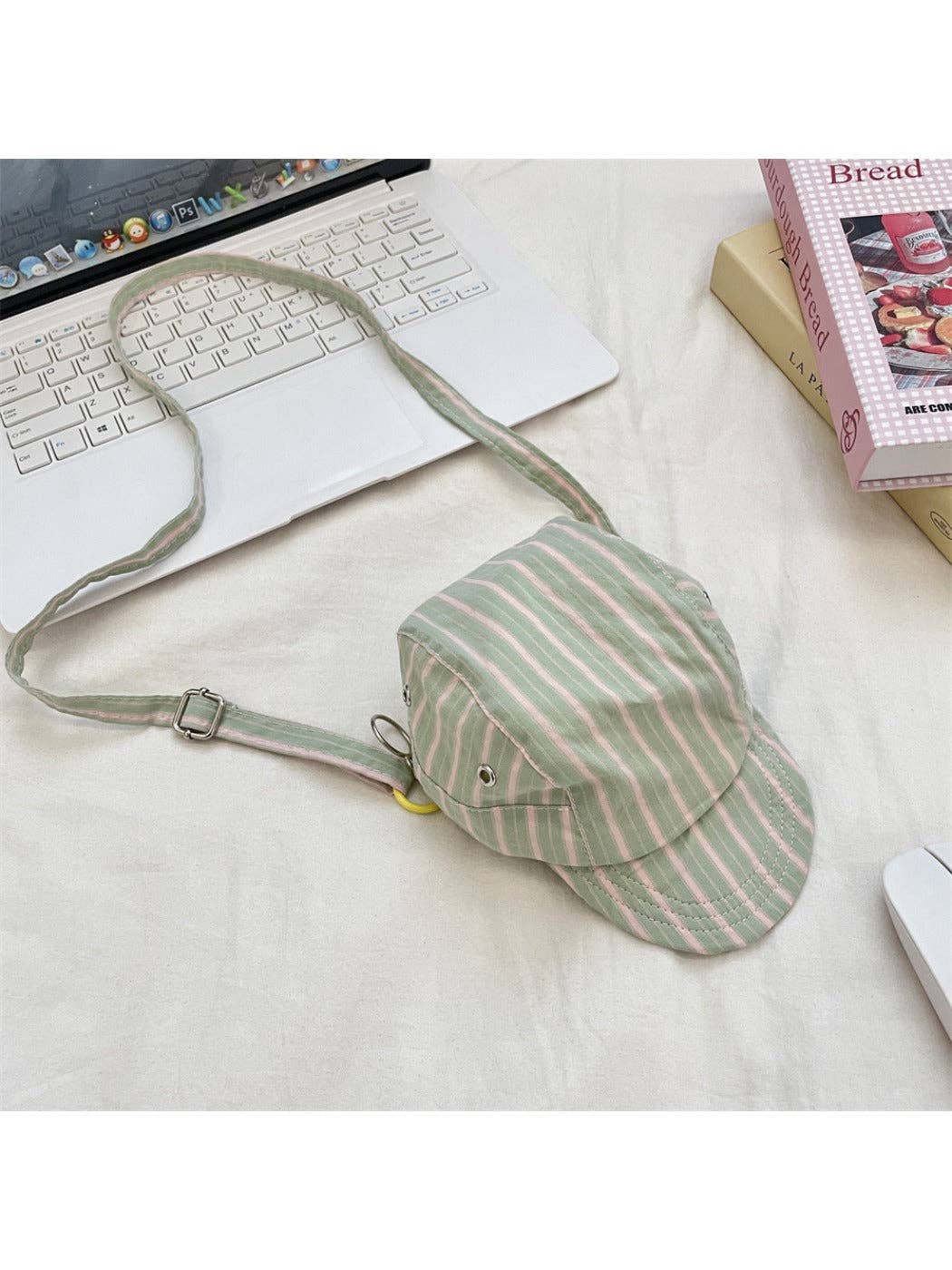 Funkyrel® Atzbranding Limited - Wholesale Crossbody Bag - Women's - Cosbai – Retro Stripe Hat-Shaped Crossbody Bag1