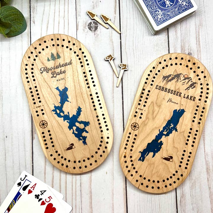 Cast & Carve - Wholesale Board Game - Lake Mini Travel Cribbage Set with Custom Pegs1