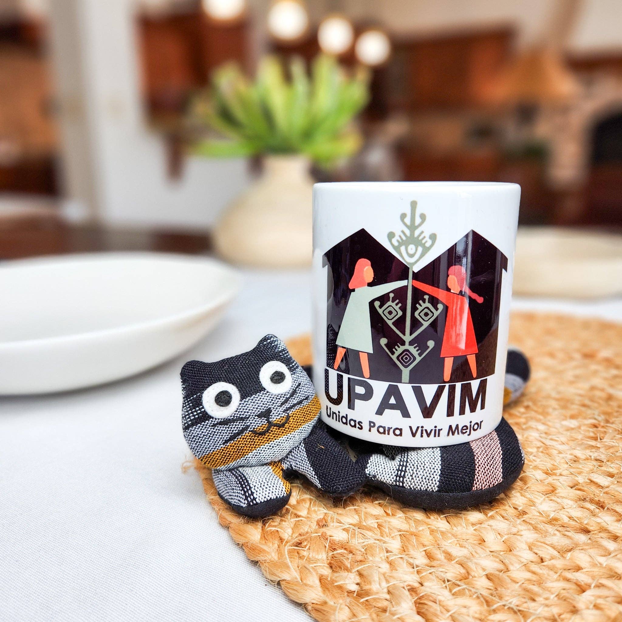 Upavim Crafts – Engroshandel Bordskåner – Krydret kattebordskåner5