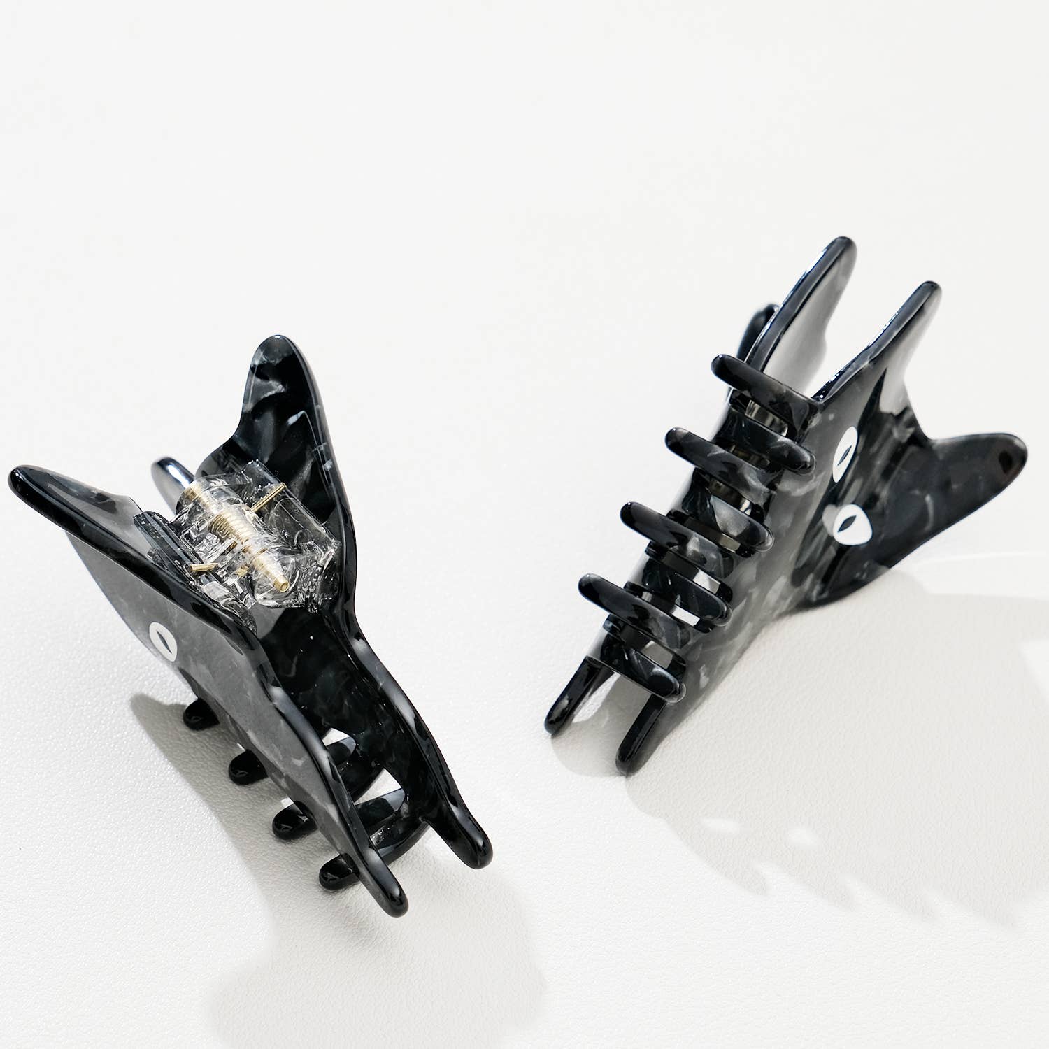 Adorro - Wholesale Hair Clip - Women's - Peek a Boo Black Cat Claw Clip 3