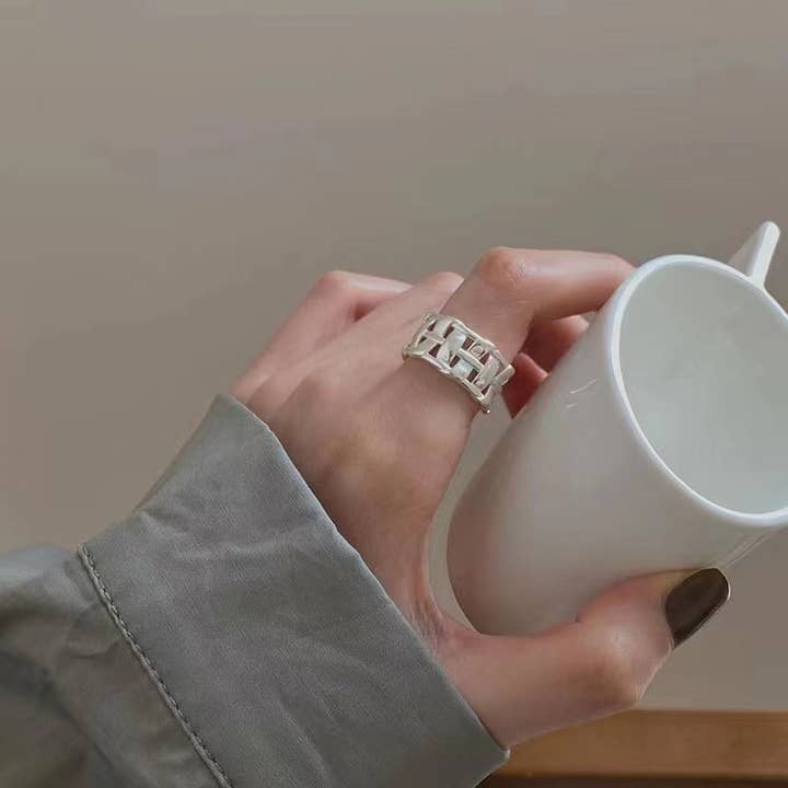 Gemscape UK – wholesale Band/Stackad Ring – Silver öppen pekfingerring bred ihålig flätad mode5