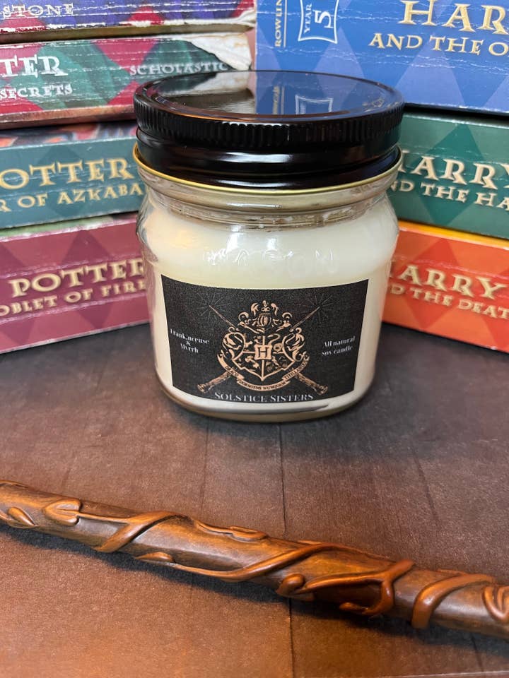 Hogwarts Glitter Candle for wholesale by Solstice Sisters