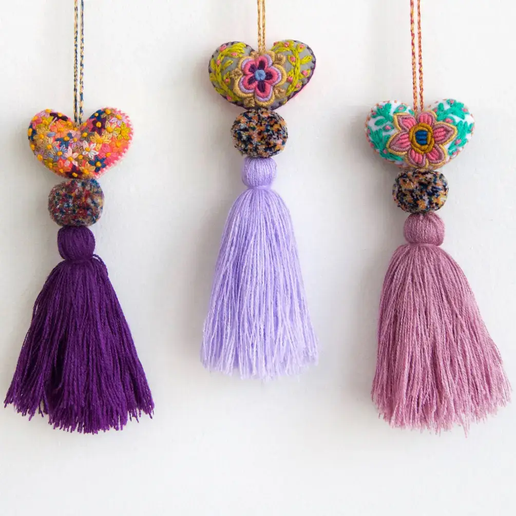 Jitana - Wholesale Ornament - Mini Heart Pom Pom3