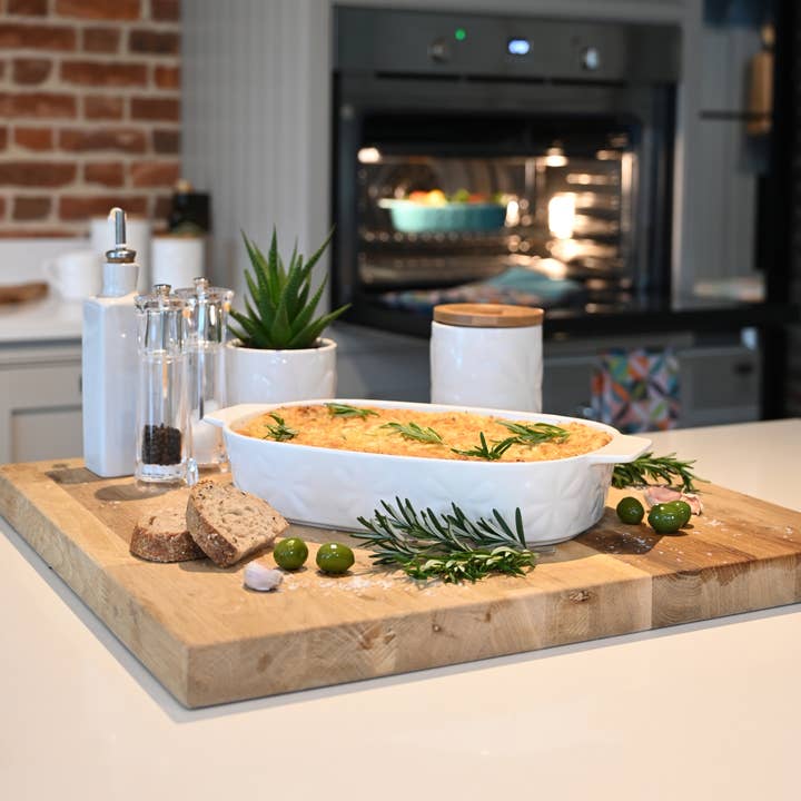 Carnaby Large Porcelain Embossed Oven Dish Ivory for wholesale by Navigate Ltd