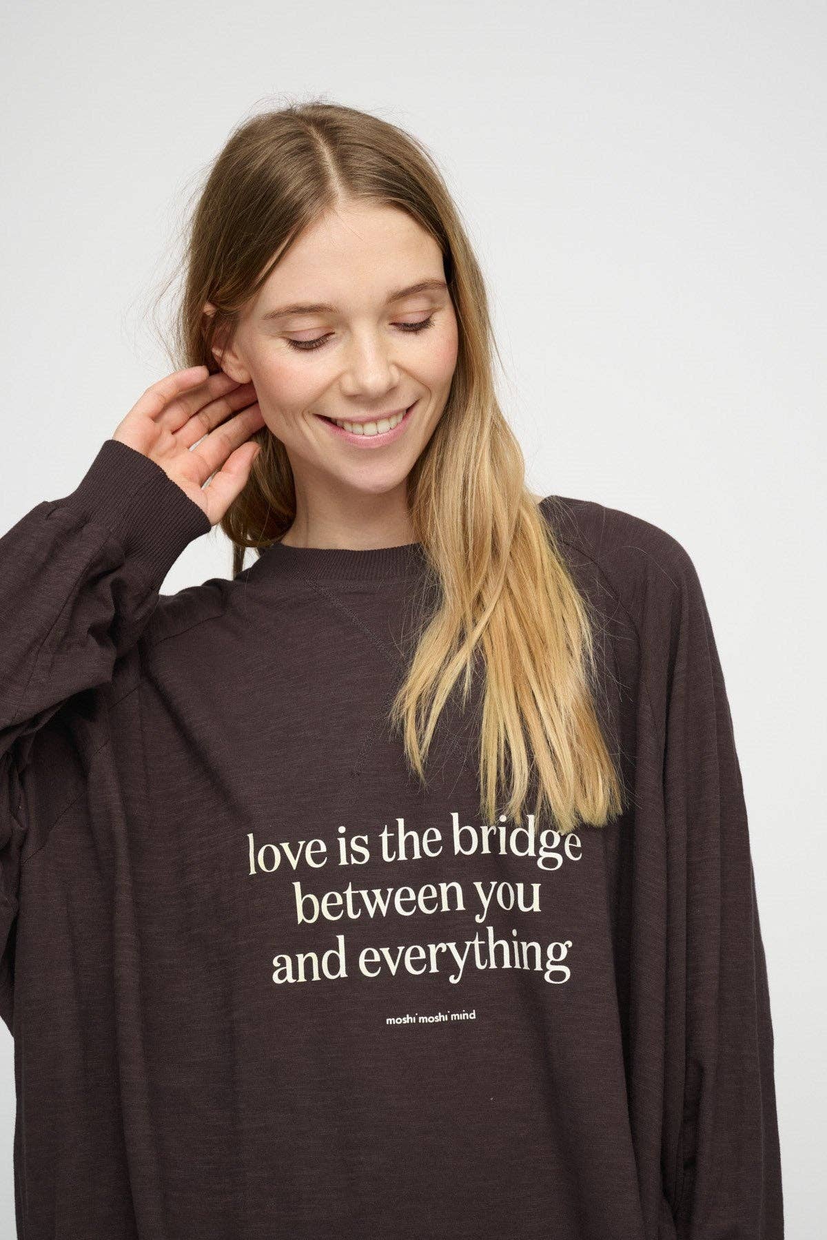 moshi moshi mind - Wholesale Graphic Sweatshirt - Women's - november sweat3