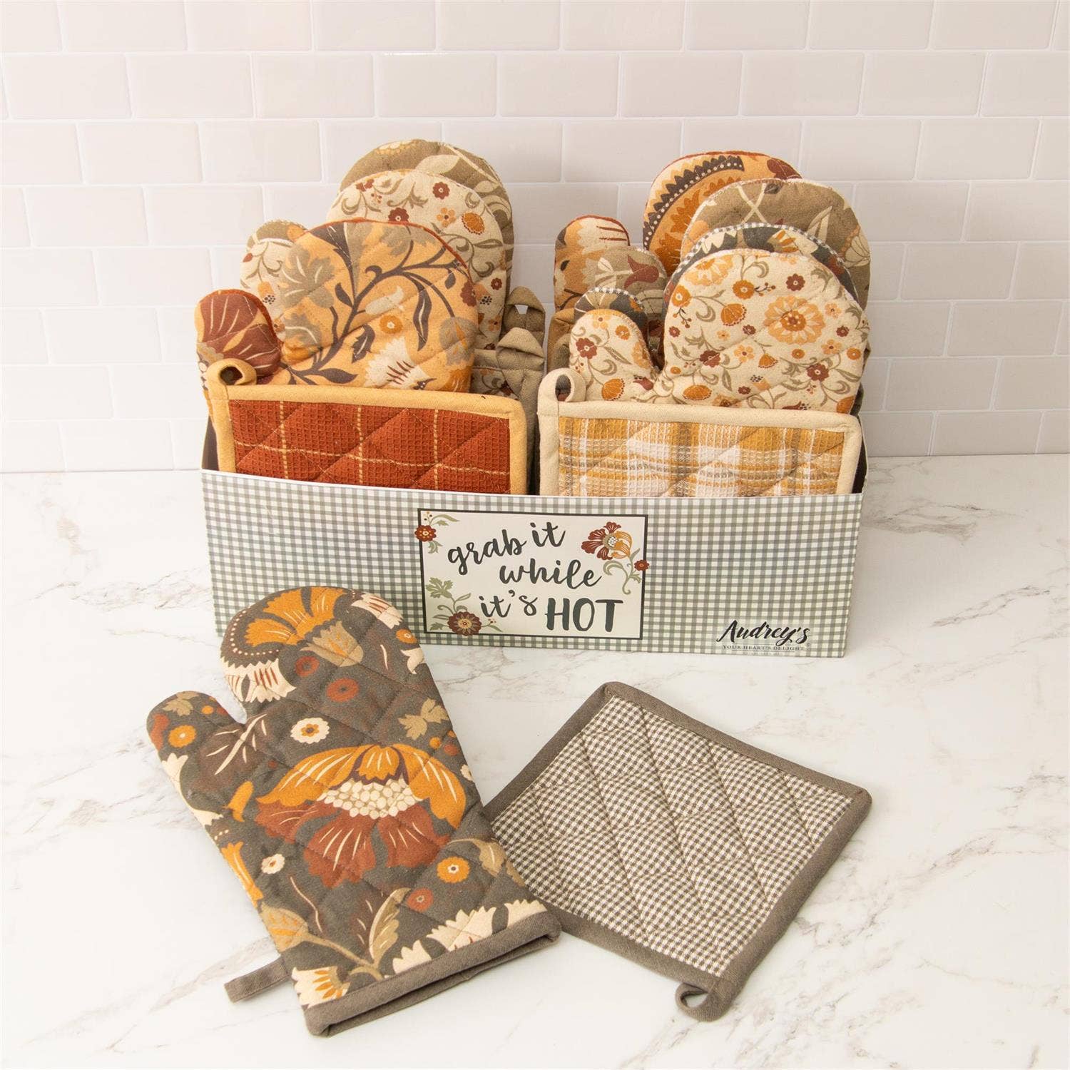 Audrey's Home & Gift - Wholesale Oven Mitt/Pot Holder - Oven Mitts And Pot Holders Bundle - Floral (Pk/16 Ast)1