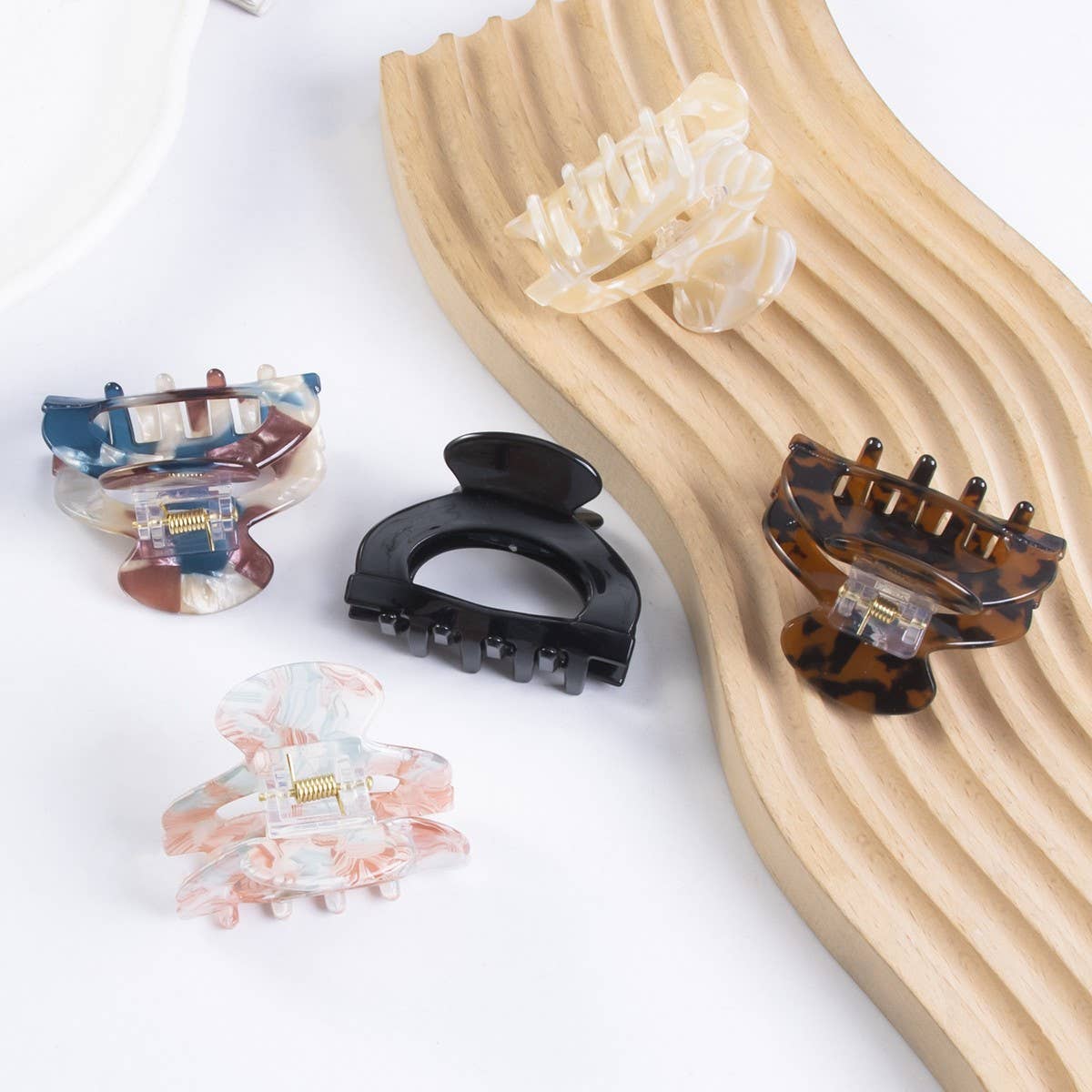 NINEXIS - Wholesale Hair Clip - Women's - CWAHA1438_SIMPLE MEDIUM HAIR CLAW CLIP9