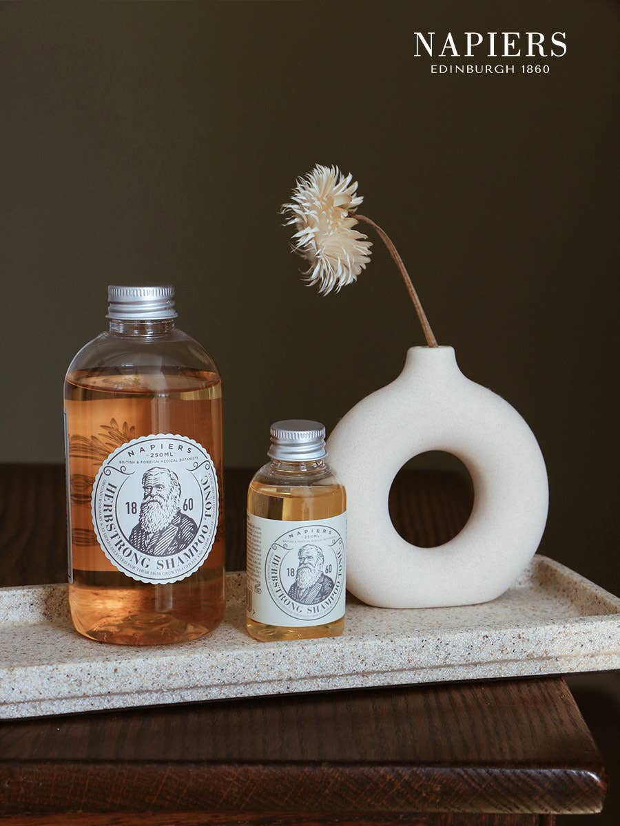 Napiers – Großhandel Haarshampoos – Napiers Herbstrong Shampoo Tonic mit Rosmarin und 12 Kräutern10