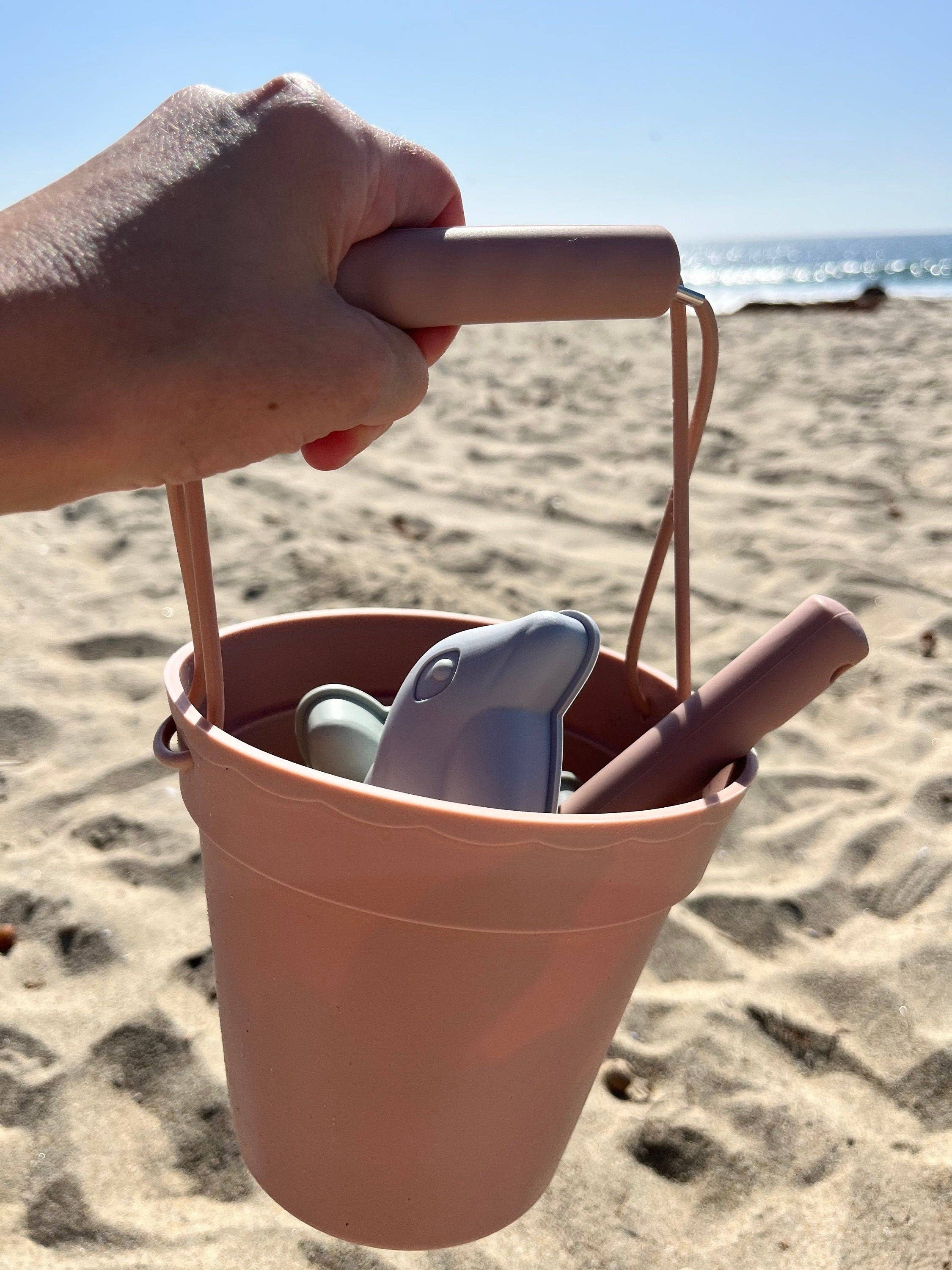 The Organized Mommy Co - Wholesale Beach/Pool Toy - Kids & Baby - Silicone Beach Buckets1