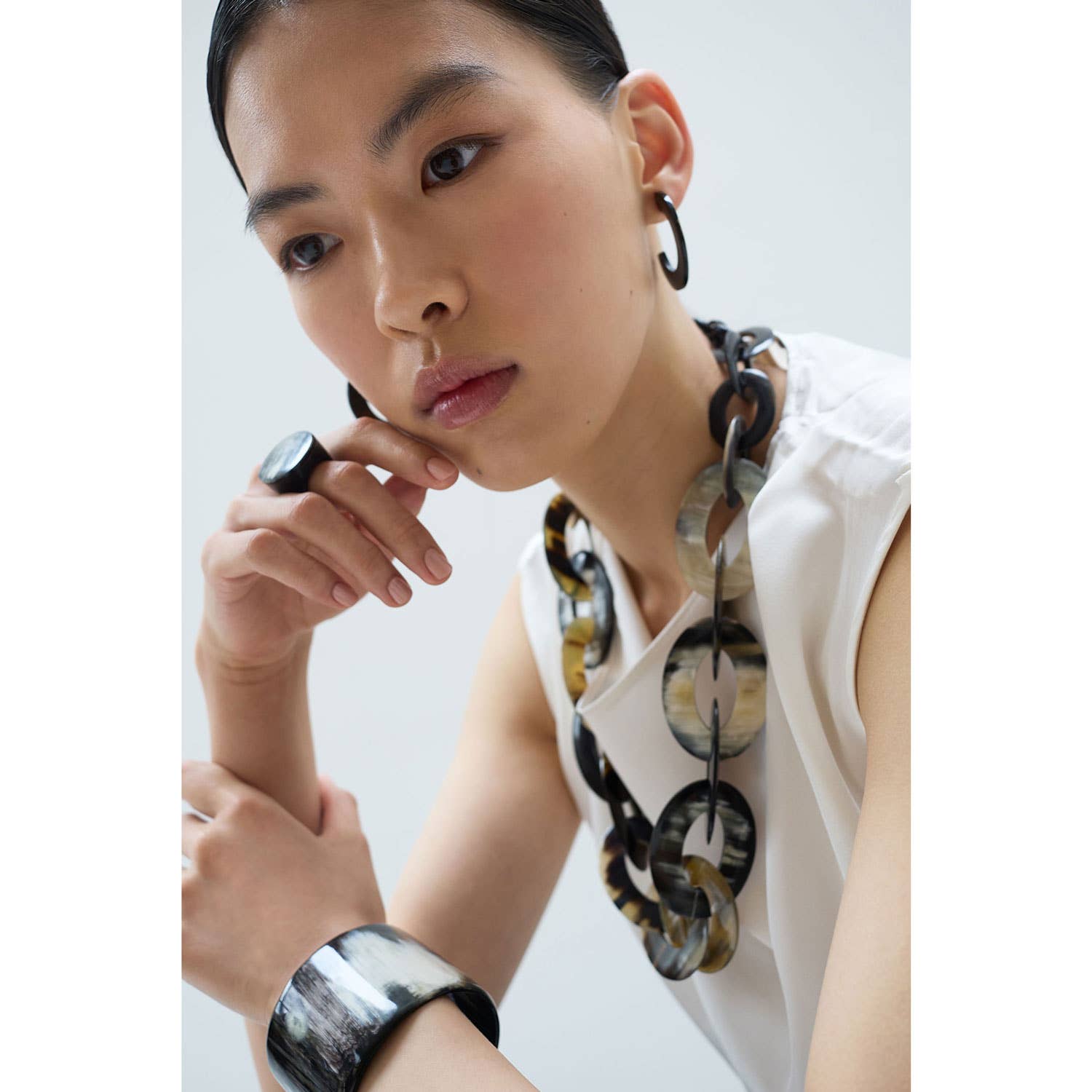 BRANCH JEWELLERY – wholesale Cocktail/statement ring – Black Natural Round Buffalo Horn Ring jewelry Gift for women11