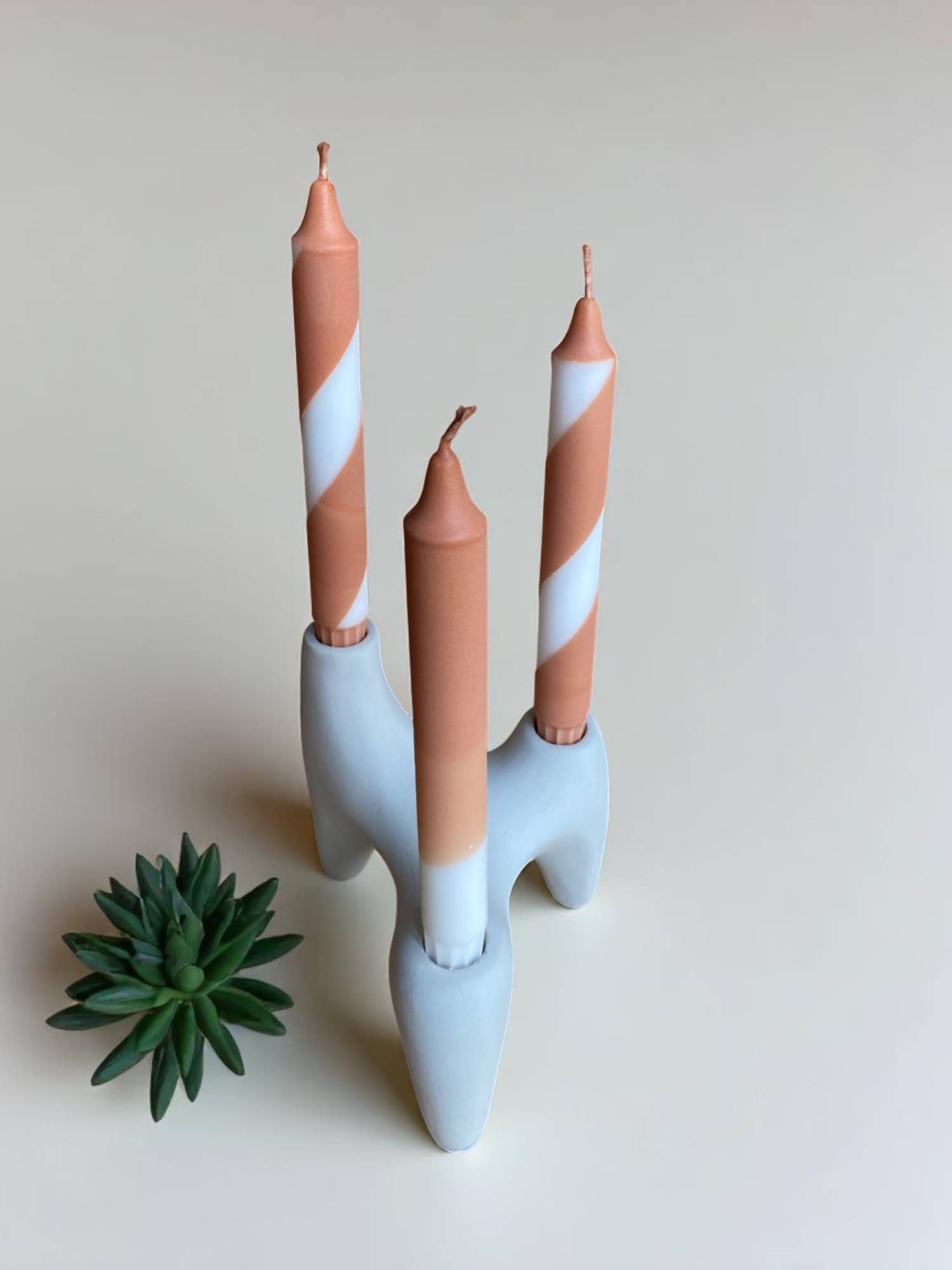 Kupkup HB. - Fi Design Studio Co. - Wholesale Pillar Candle - Joyful Glow | Chocolate Cake Tapper Candle | 2.3x20 cm 32